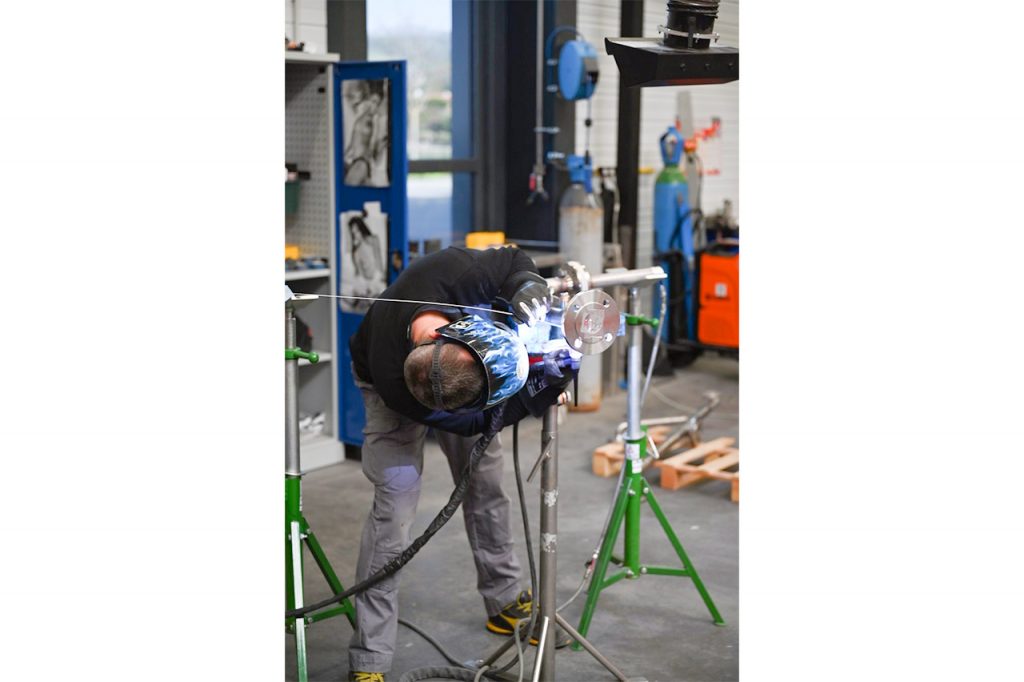 Réalisation / fabrication de votre projet dans nos ateliers Réalisation / fabrication de votre projet dans nos ateliers