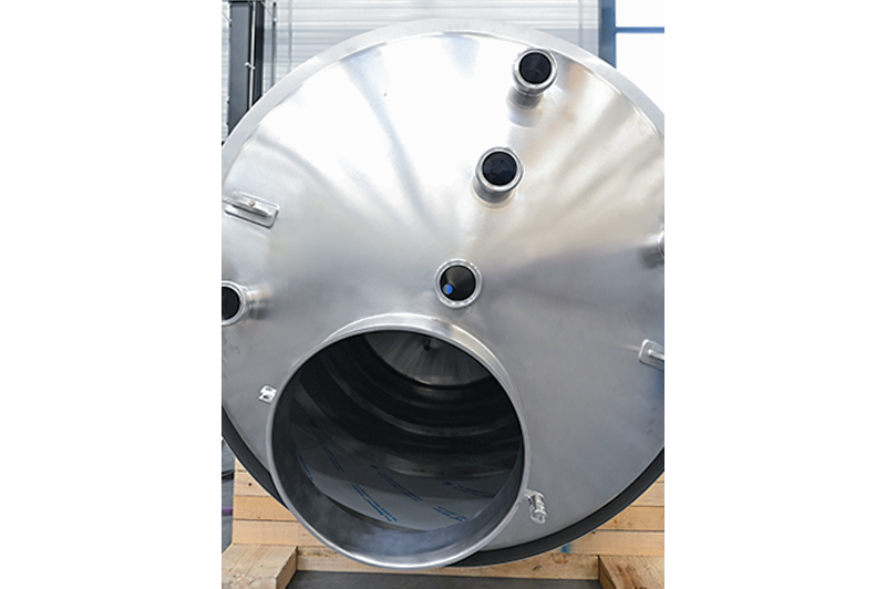 Fabrication-cuve-skid-fixe-gros-volume Fabrication-cuve-skid-fixe-gros-volume