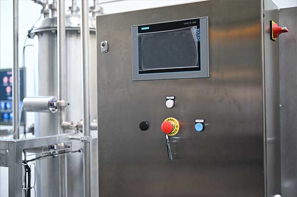 3D-Process-skid-nep-mobile-nettoyage-de-cuve-production-spriritueux-IHM 3D-Process-skid-nep-mobile-nettoyage-de-cuve-production-spriritueux-IHM