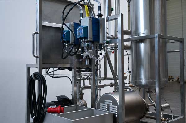 3D-Process-skid-nep-mobile-nettoyage-de-cuve-production-spriritueux-vue-arrière 3D-Process-skid-nep-mobile-nettoyage-de-cuve-production-spriritueux-vue-arrière