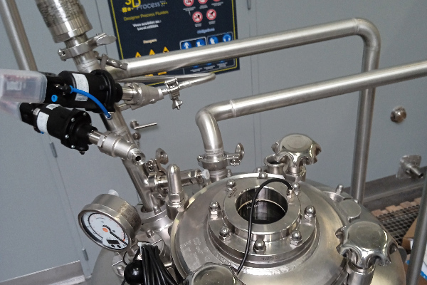 fabricant-cuve-mobile-fixe-cosmetique-inox